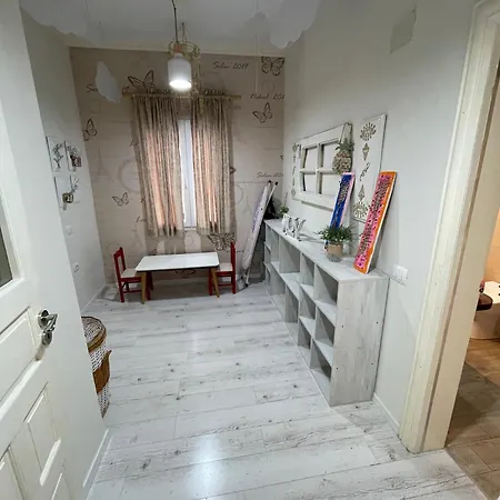 Jona Lovely Two Bedroom Ap Διαμέρισμα Τίρανα