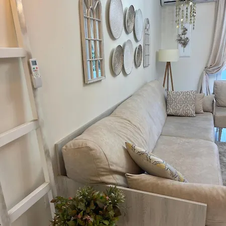 Διαμέρισμα Jona Lovely Two Bedroom Ap *
