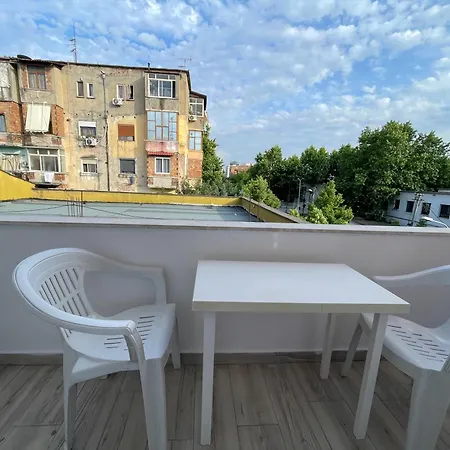 Jona Lovely Two Bedroom Ap Διαμέρισμα Τίρανα